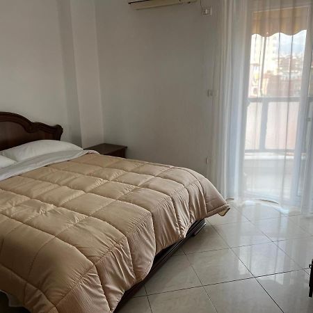 City Central Apartment 2 Тирана Экстерьер фото